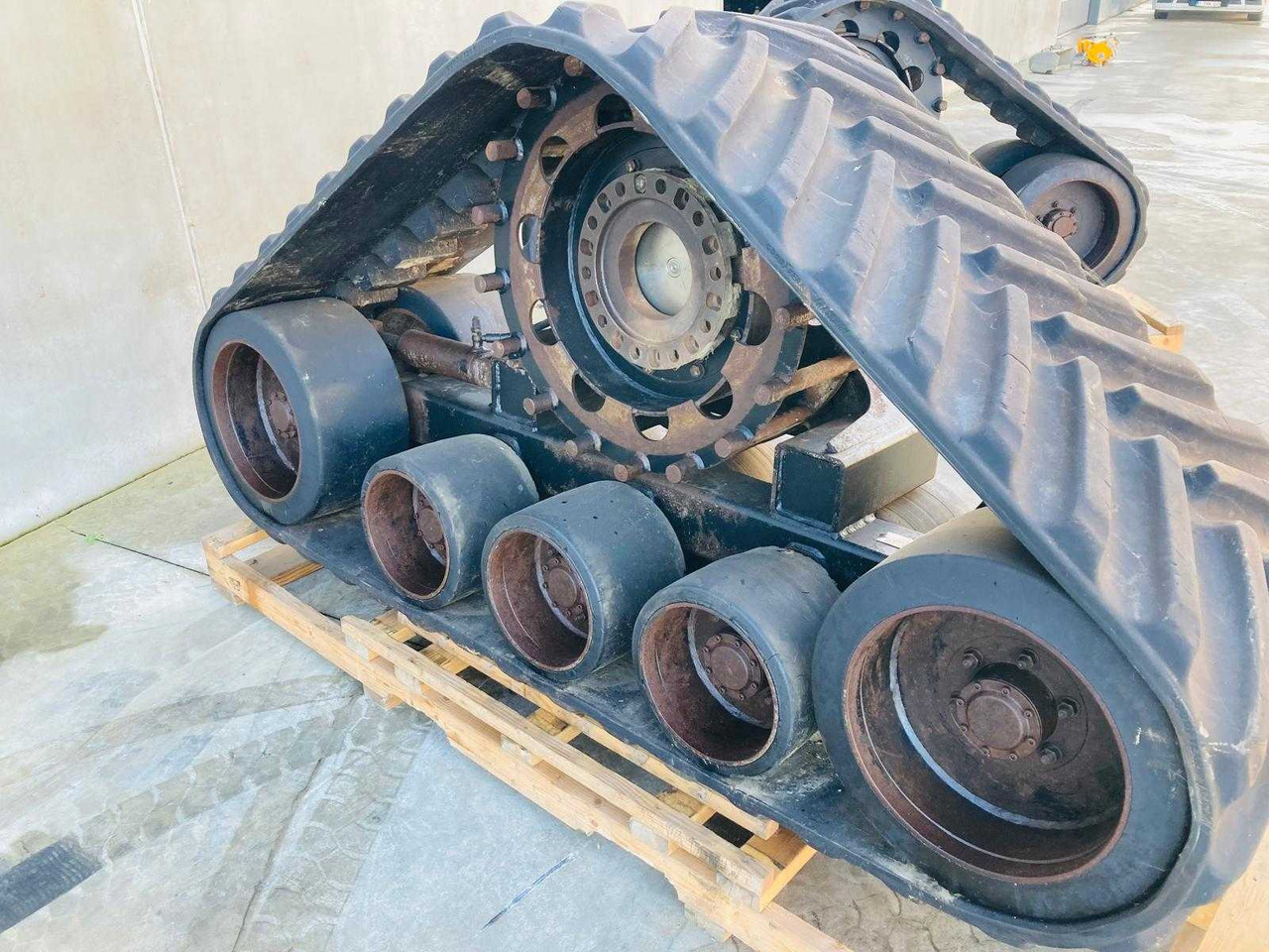 Grecav CGA-376 - Neumáticos y llantas para Tractor: foto 1 Grecav CGA-376 - Neumáticos y llantas para Tractor: foto 1