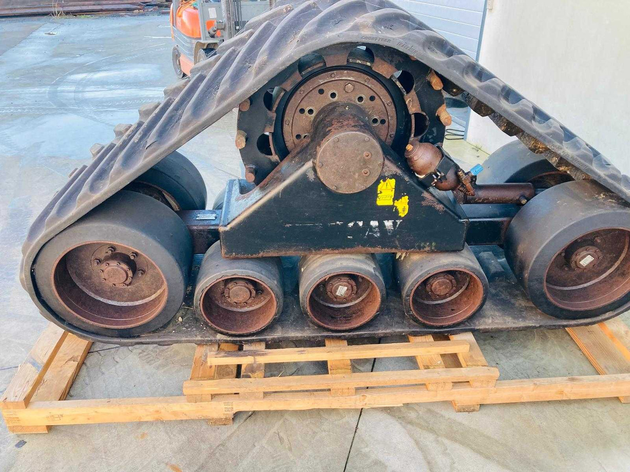 Grecav CGA-376 - Neumáticos y llantas para Tractor: foto 2 Grecav CGA-376 - Neumáticos y llantas para Tractor: foto 2