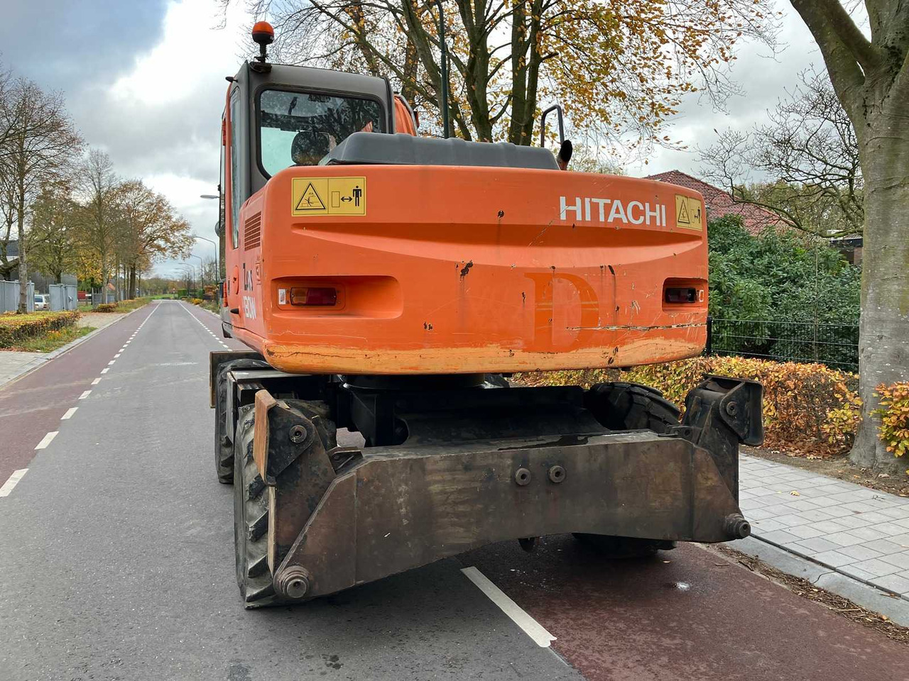 HITACHI - 2008 - ZX130W - WHEELED EXCAVATOR - Excavadora de ruedas: foto 4 HITACHI - 2008 - ZX130W - WHEELED EXCAVATOR - Excavadora de ruedas: foto 4