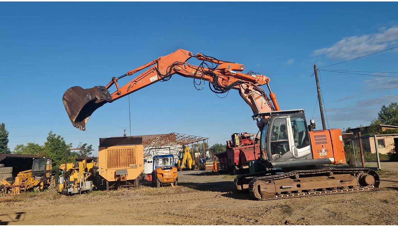 HITACHI Zaxis 225 - Excavadora de cadenas: foto 4 HITACHI Zaxis 225 - Excavadora de cadenas: foto 4