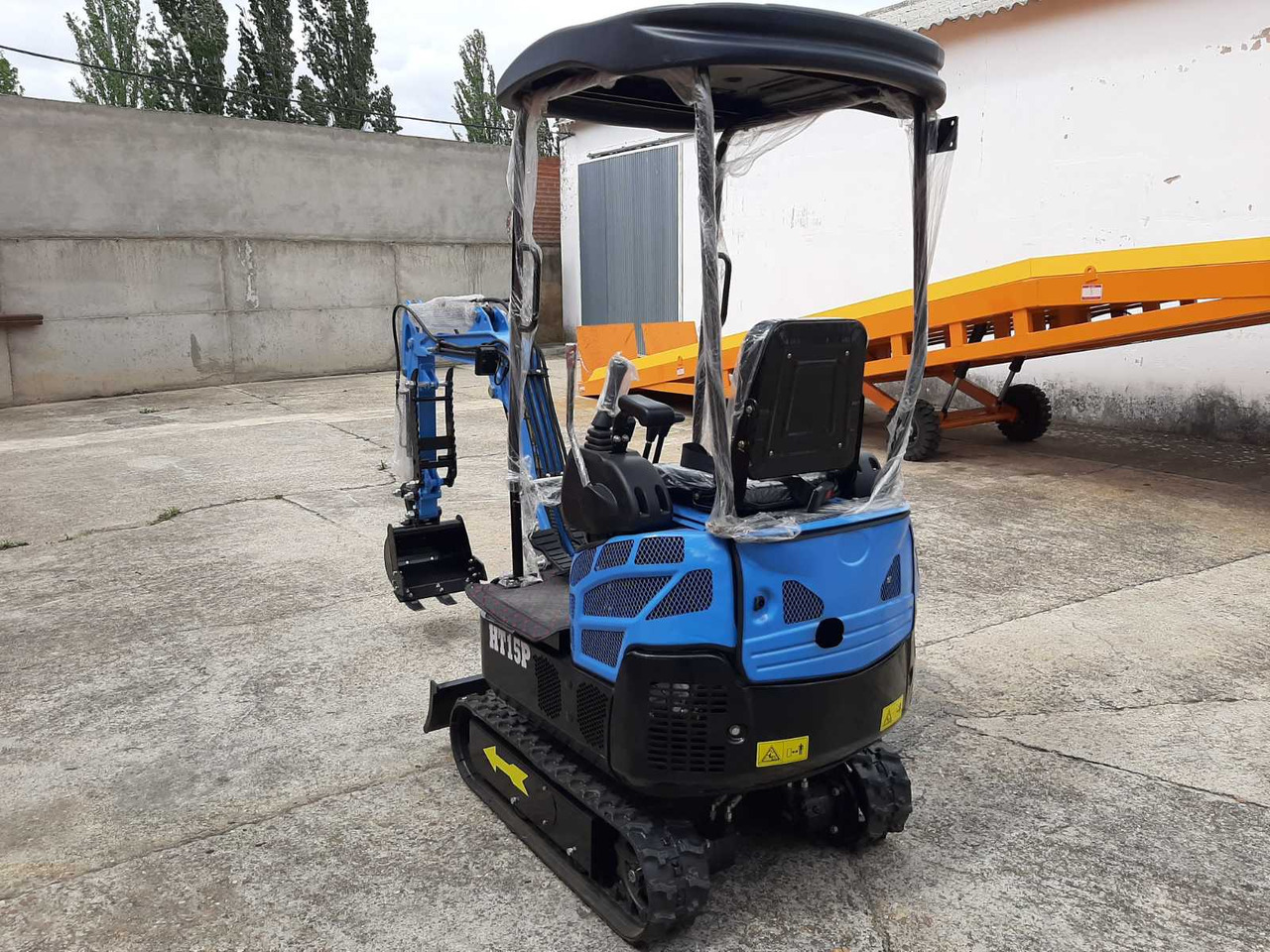 HT - Miniexcavadora: foto 4 HT - Miniexcavadora: foto 4