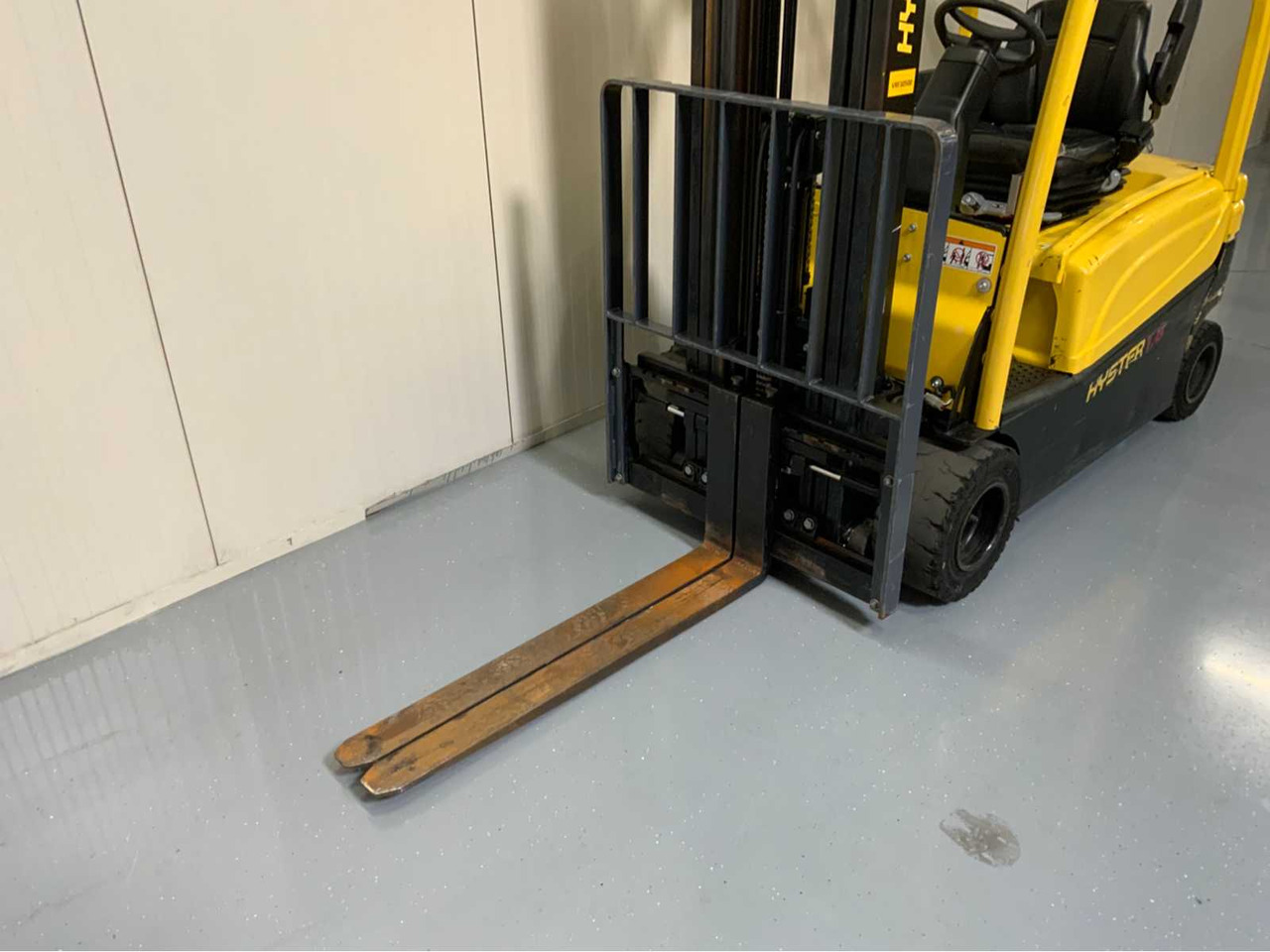 HYSTER J1.8XN - 4.9METER - TRIPLEX - FREE-LIFT - SIDE-SHIFT - FORKLIFT 2018 - Carretilla elevadora: foto 4 HYSTER J1.8XN - 4.9METER - TRIPLEX - FREE-LIFT - SIDE-SHIFT - FORKLIFT 2018 - Carretilla elevadora: foto 4