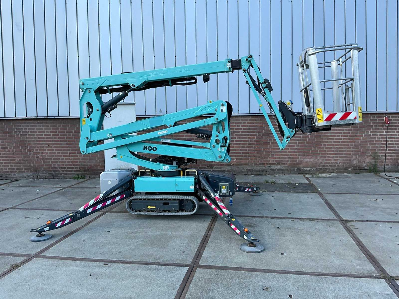 Hinowa Lightlift 15.70 IIIS performance - Plataforma elevadora: foto 2 Hinowa Lightlift 15.70 IIIS performance - Plataforma elevadora: foto 2