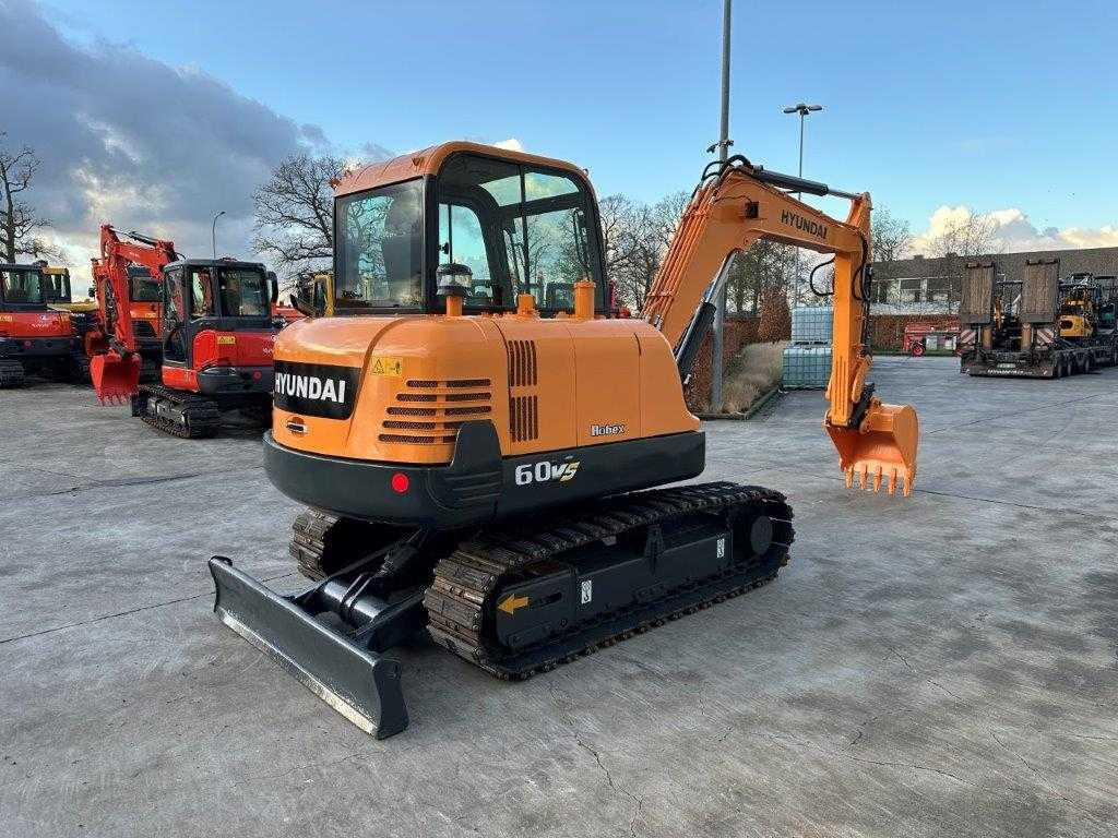 Hyundai R60VS - Excavadora de cadenas: foto 4 Hyundai R60VS - Excavadora de cadenas: foto 4