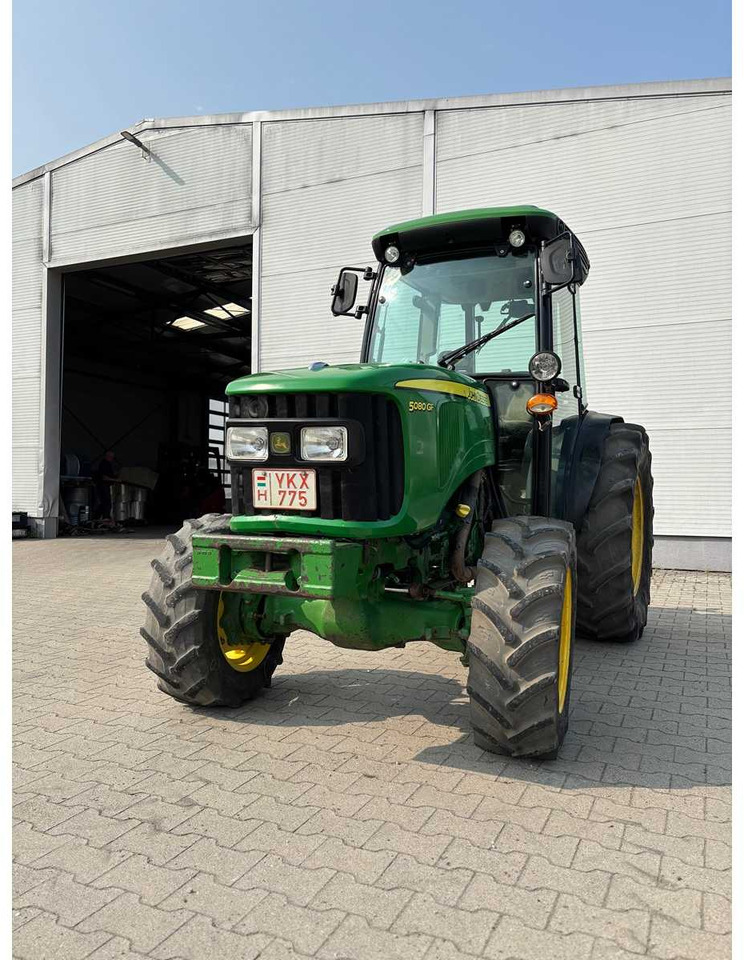 JOHN DEERE 5080GF TRAKTOR - Tractor: foto 1 JOHN DEERE 5080GF TRAKTOR - Tractor: foto 1