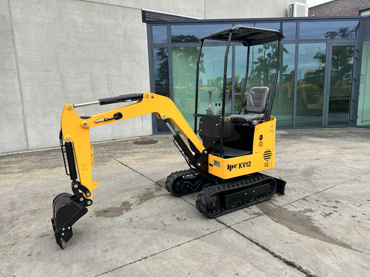 JPC KV12 - Miniexcavadora: foto 2 JPC KV12 - Miniexcavadora: foto 2