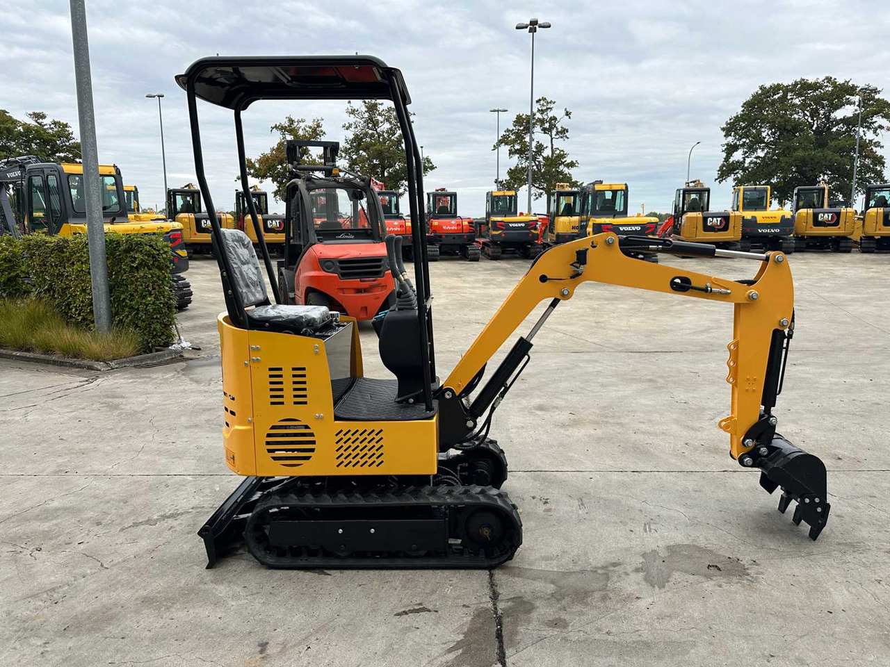 JPC KV12 - Miniexcavadora: foto 5 JPC KV12 - Miniexcavadora: foto 5