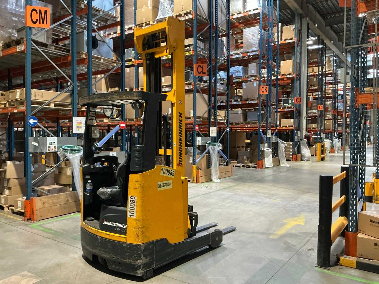 JUNGHEINRICH - 2015 - EVT214 - FORKLIFT - Carretilla elevadora: foto 4 JUNGHEINRICH - 2015 - EVT214 - FORKLIFT - Carretilla elevadora: foto 4