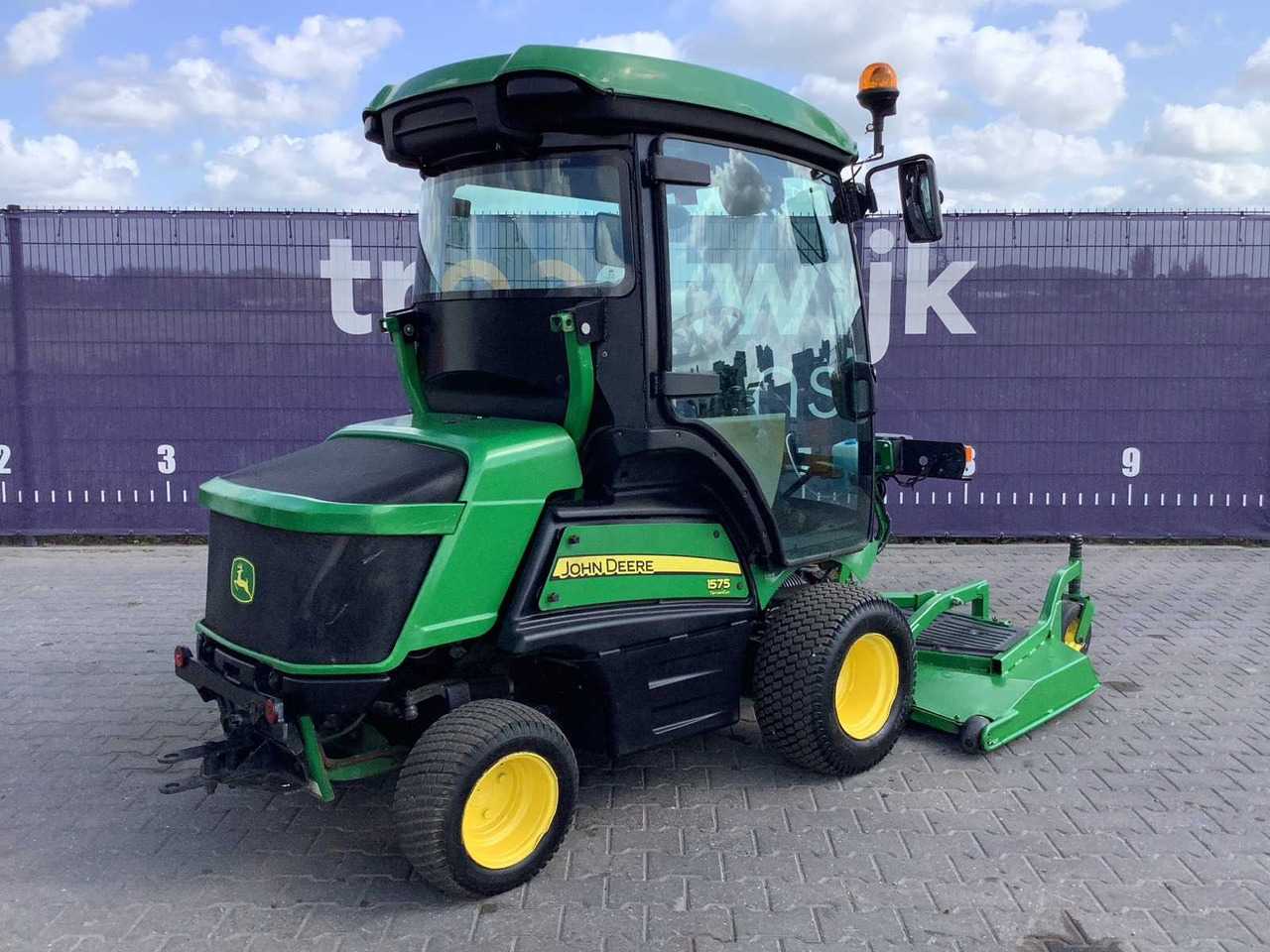 John Deere 1575 TerrainCut - Cortacésped: foto 3 John Deere 1575 TerrainCut - Cortacésped: foto 3