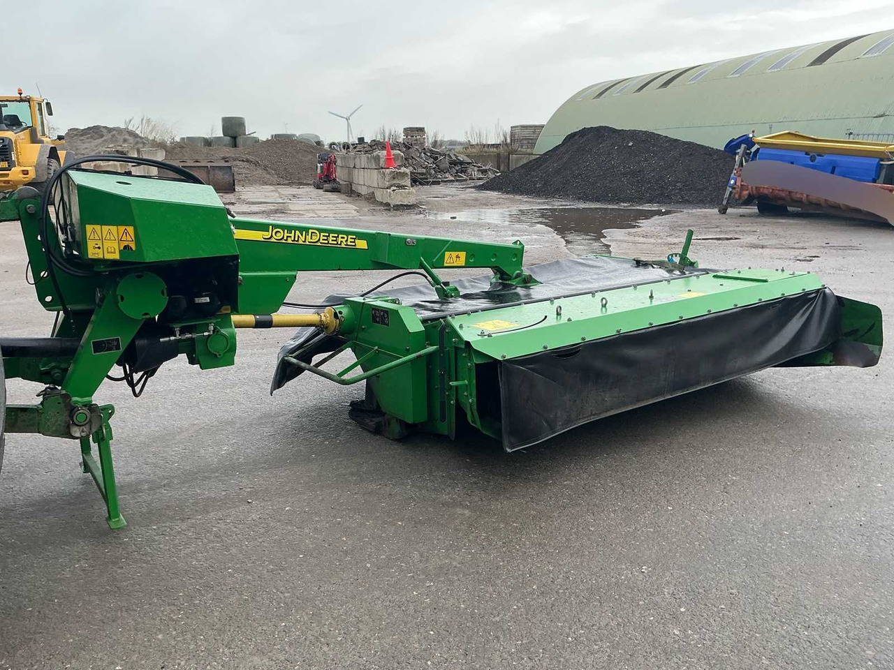 John Deere 331 - Desbrozadora de martillos/ Trituradora: foto 1 John Deere 331 - Desbrozadora de martillos/ Trituradora: foto 1
