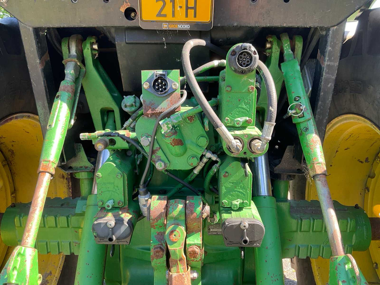 Tractor John Deere 4755: foto 18
