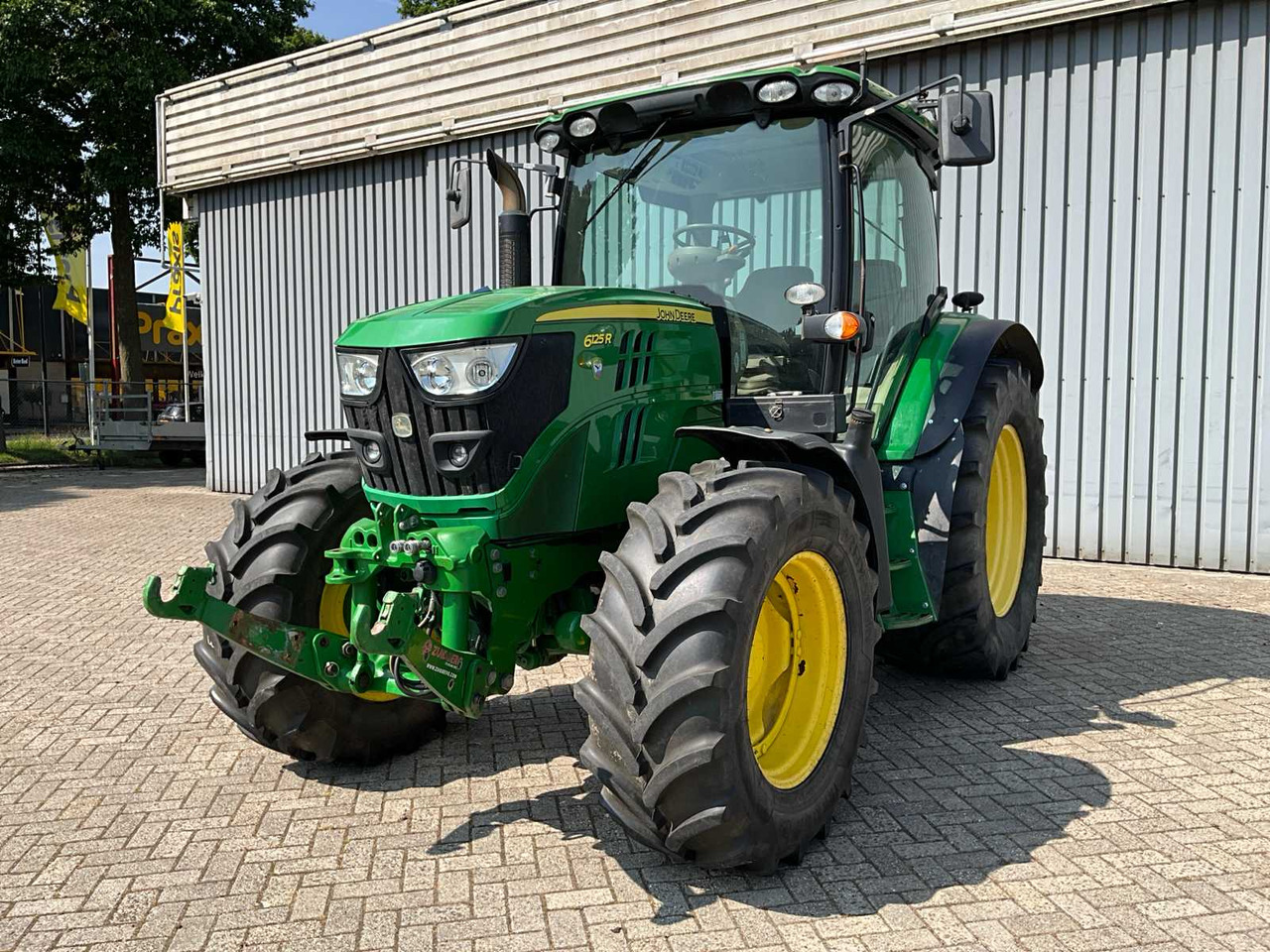 John Deere 6125R - Tractor: foto 1 John Deere 6125R - Tractor: foto 1