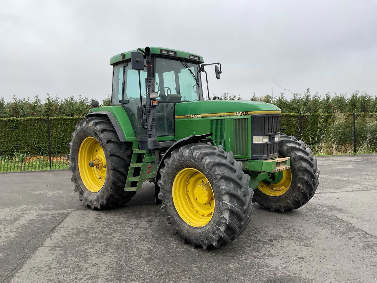 John Deere 7800 - Tractor: foto 1 John Deere 7800 - Tractor: foto 1