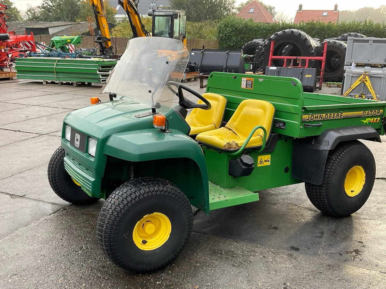 John Deere Gator 4x2 - Tractor municipal: foto 5 John Deere Gator 4x2 - Tractor municipal: foto 5