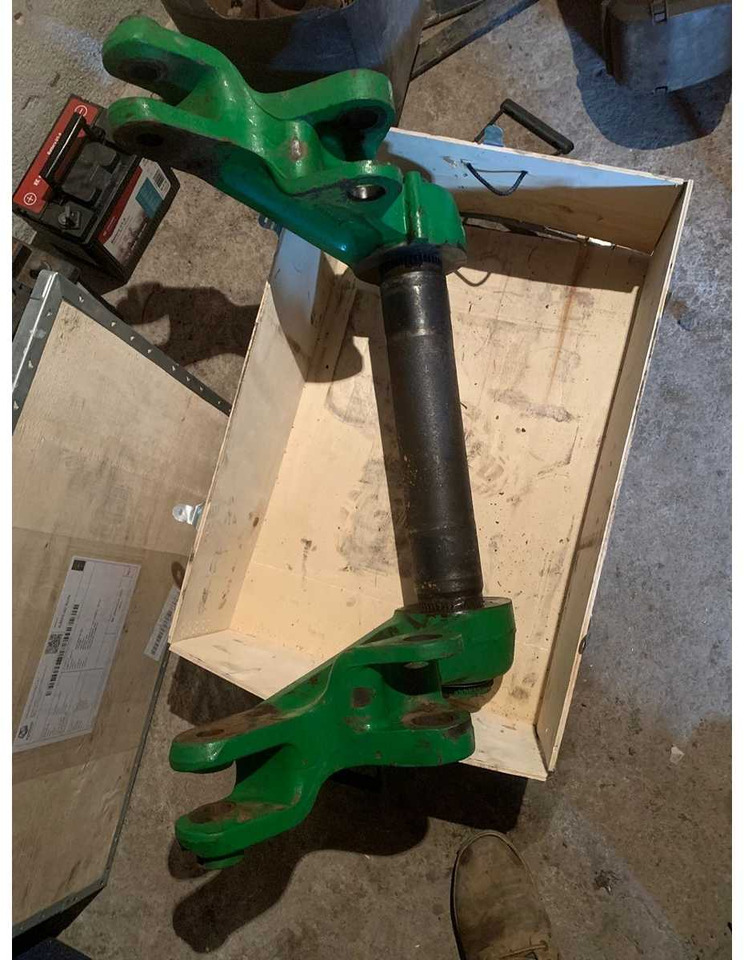 John Deere JOHN DEERE BRAT - SET RIDICARE TRACTOR JOHN DEERE - Tractor: foto 1 John Deere JOHN DEERE BRAT - SET RIDICARE TRACTOR JOHN DEERE - Tractor: foto 1