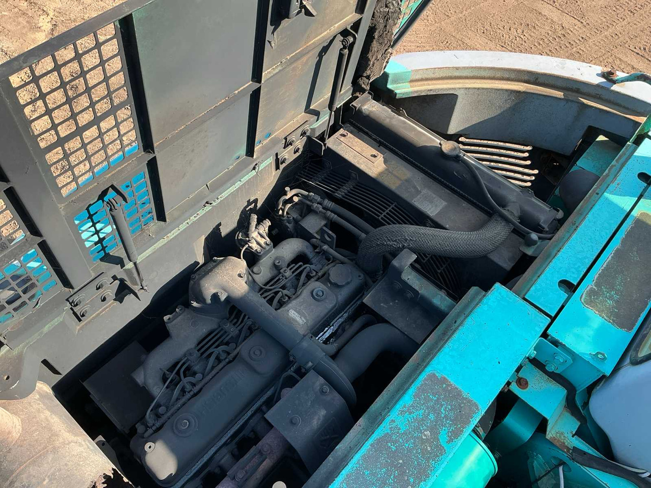 Excavadora de cadenas Kobelco SK235SR: foto 10