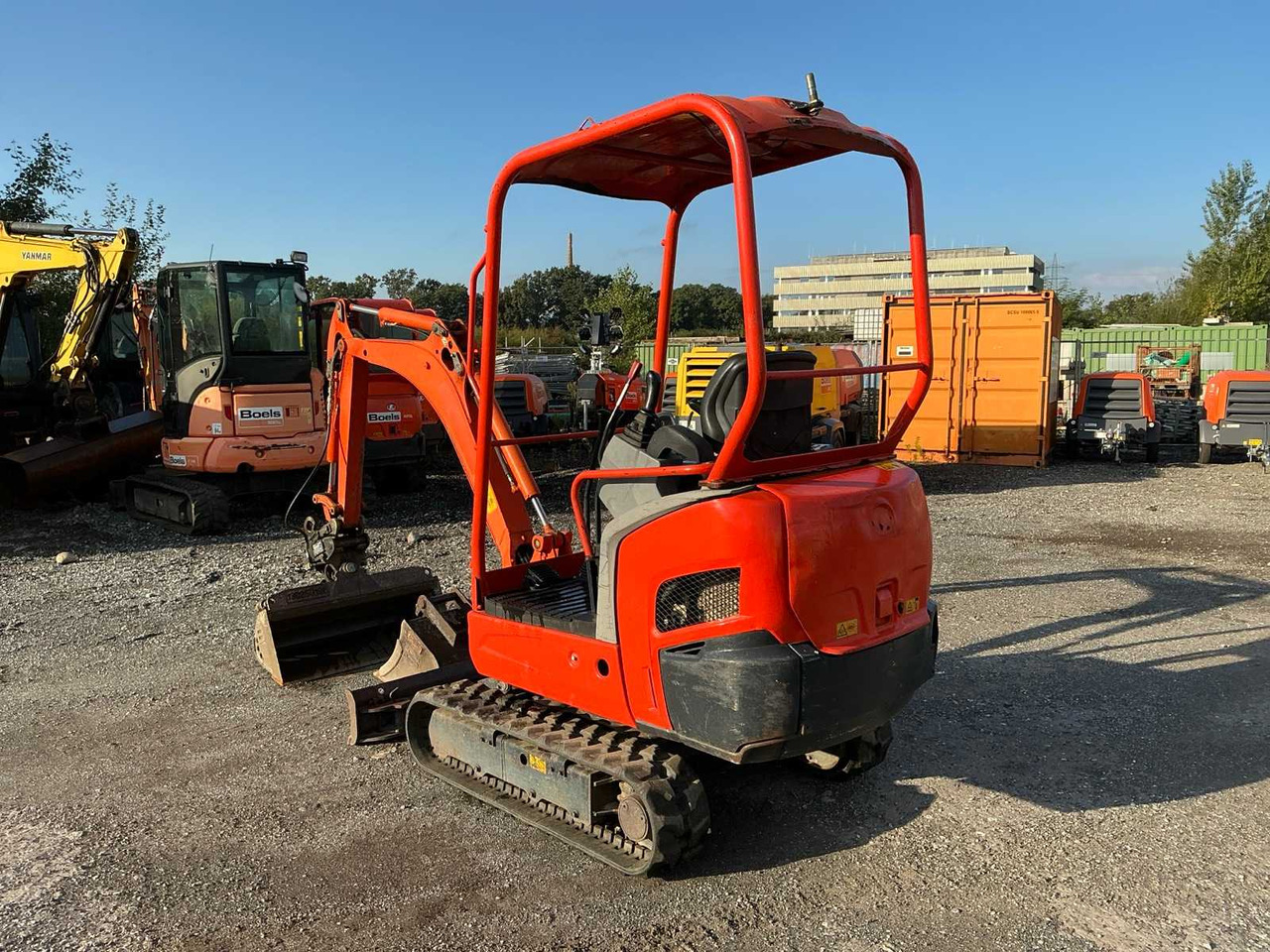 Kubota KX016-4 - Excavadora de cadenas: foto 2 Kubota KX016-4 - Excavadora de cadenas: foto 2