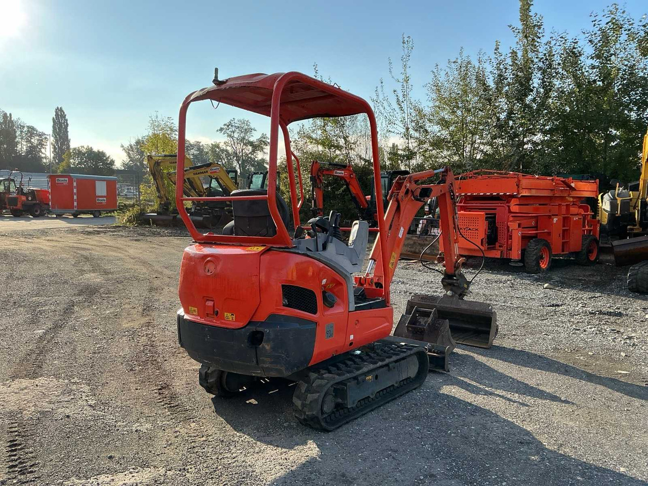Kubota KX016-4 - Excavadora de cadenas: foto 3 Kubota KX016-4 - Excavadora de cadenas: foto 3