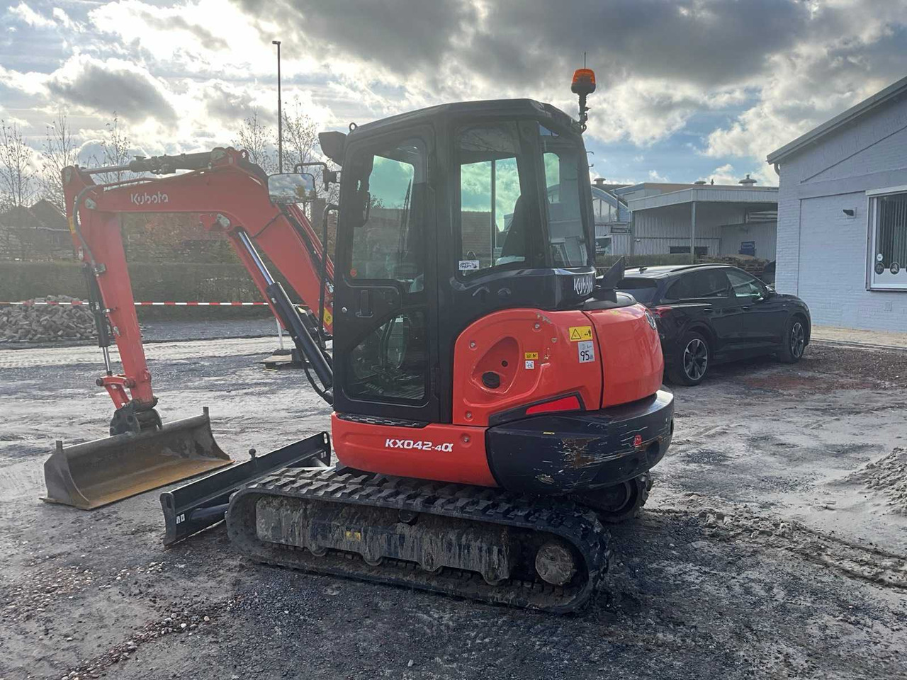 Kubota KX042-4A - Miniexcavadora: foto 2 Kubota KX042-4A - Miniexcavadora: foto 2