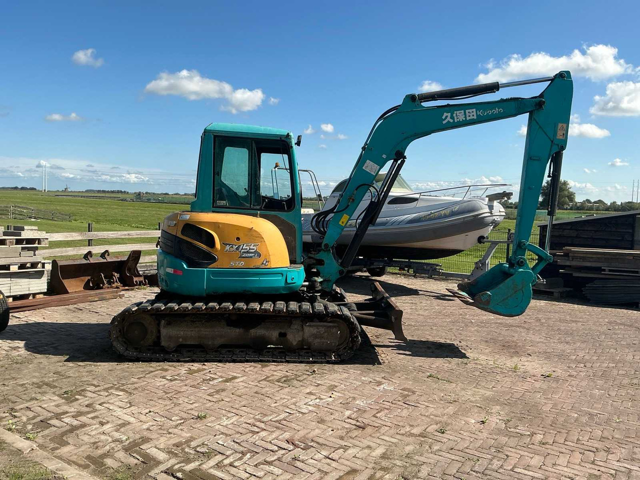 Kubota KX155-3SZ - Excavadora de cadenas: foto 4 Kubota KX155-3SZ - Excavadora de cadenas: foto 4