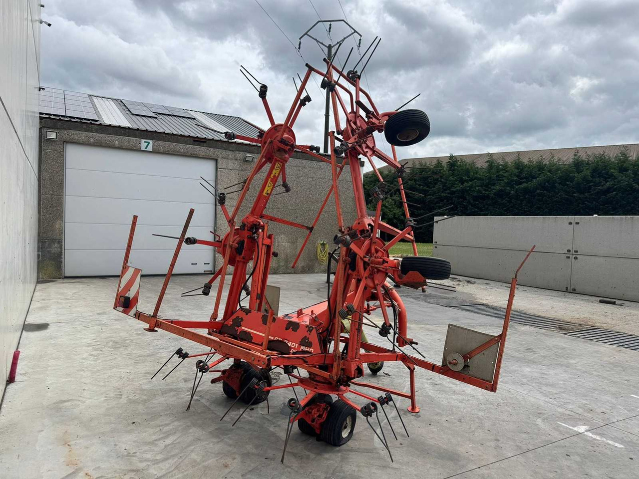 Kuhn GF640 - Maquinaria de henificación: foto 5 Kuhn GF640 - Maquinaria de henificación: foto 5