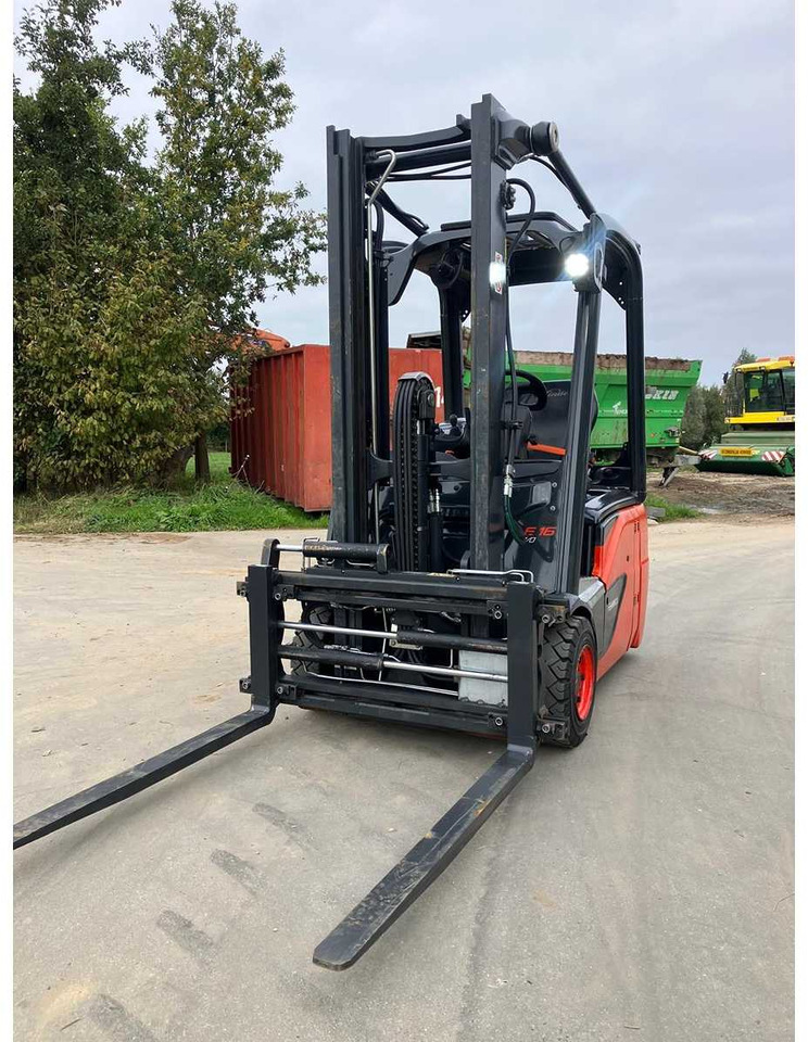 LINDE E14-02 FORKLIFT TRUCK 2016 - Carretilla elevadora: foto 3 LINDE E14-02 FORKLIFT TRUCK 2016 - Carretilla elevadora: foto 3