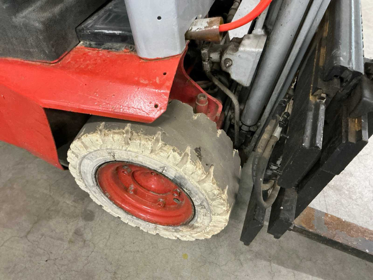 Carretilla elevadora LINDE E15 FORKLIFT: foto 8