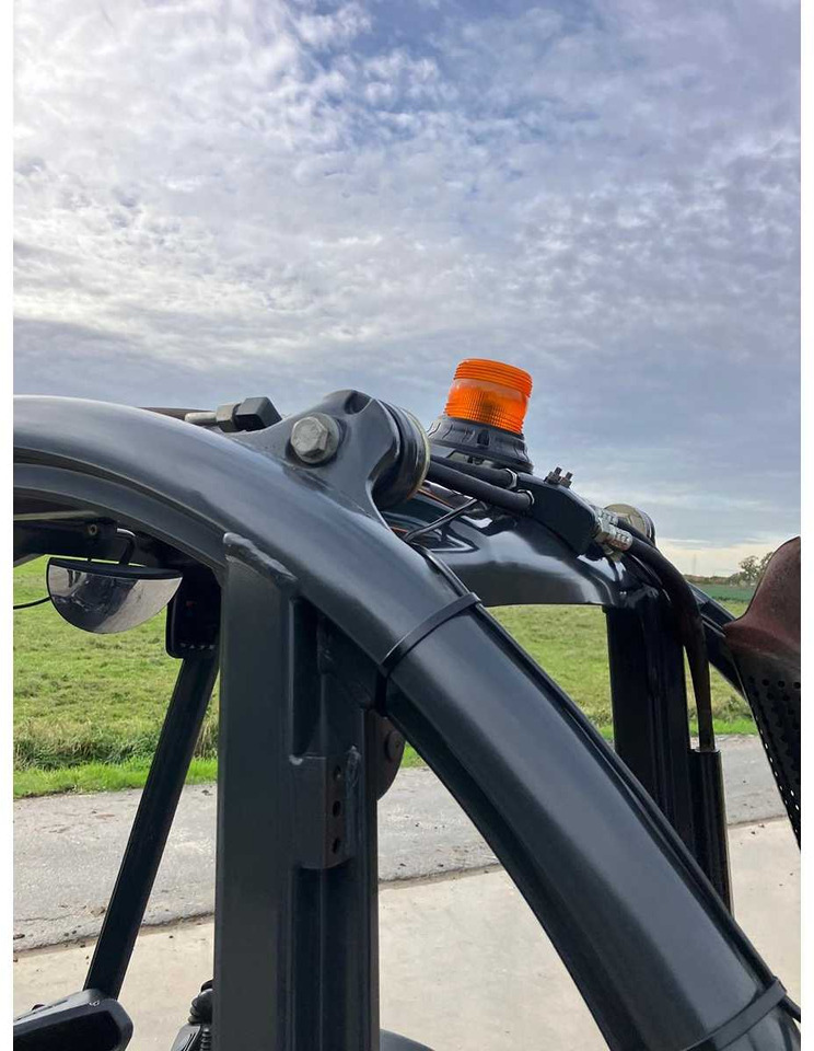 Carretilla elevadora LINDE H30T-02 FORKLIFT 2019: foto 45 Carretilla elevadora LINDE H30T-02 FORKLIFT 2019: foto 45