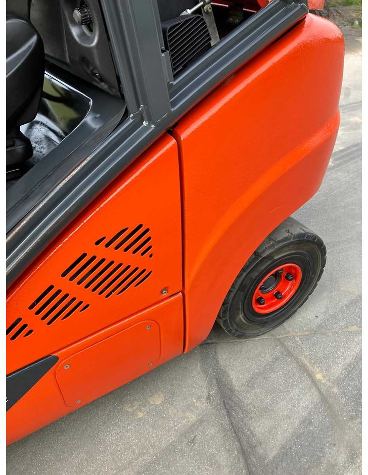 Carretilla elevadora LINDE H30T-02 FORKLIFT 2019: foto 41 Carretilla elevadora LINDE H30T-02 FORKLIFT 2019: foto 41