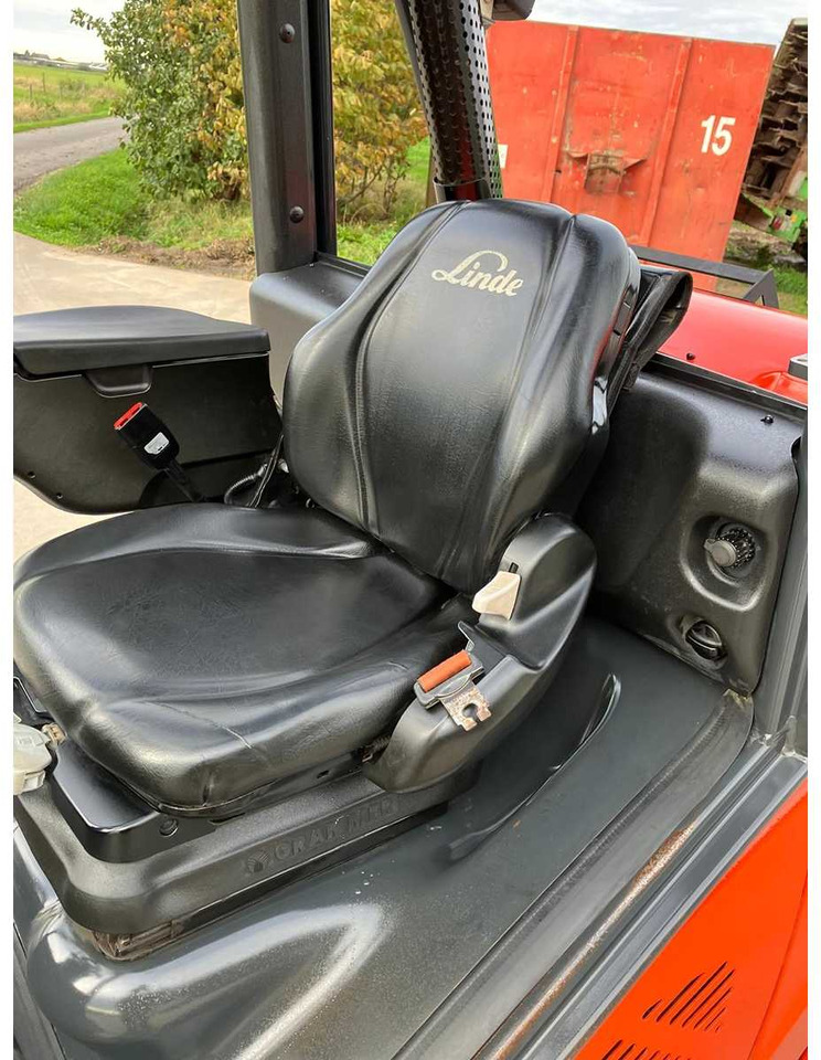 Carretilla elevadora LINDE H30T-02 FORKLIFT 2019: foto 39 Carretilla elevadora LINDE H30T-02 FORKLIFT 2019: foto 39
