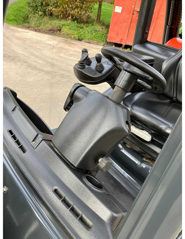 Carretilla elevadora LINDE H30T-02 FORKLIFT 2019: foto 28 Carretilla elevadora LINDE H30T-02 FORKLIFT 2019: foto 28