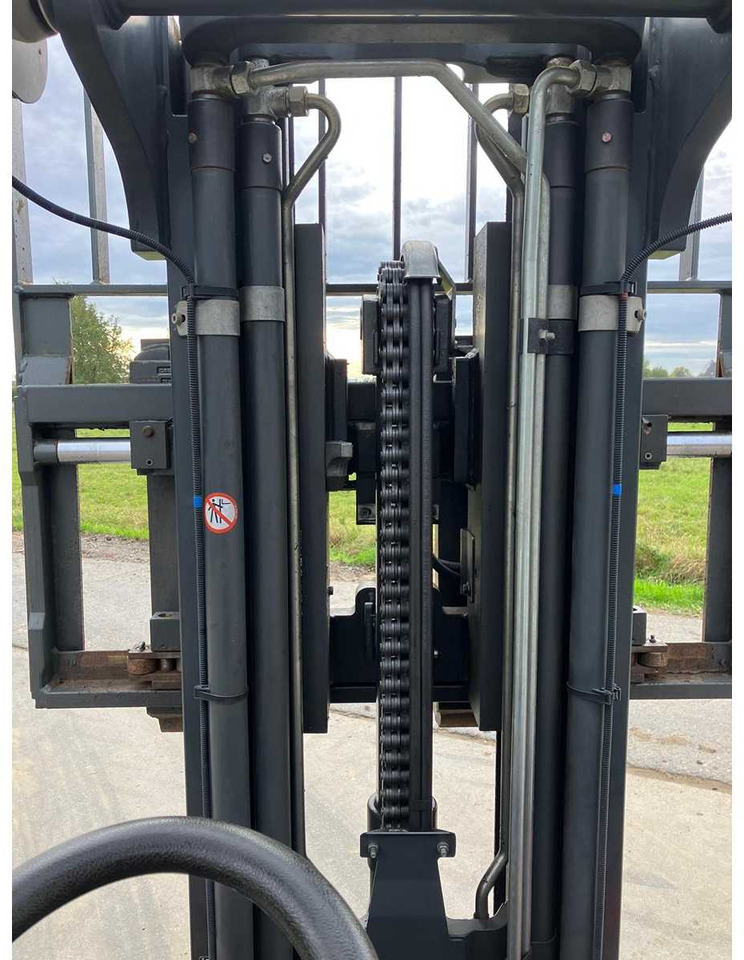 Carretilla elevadora LINDE H30T-02 FORKLIFT 2019: foto 17 Carretilla elevadora LINDE H30T-02 FORKLIFT 2019: foto 17