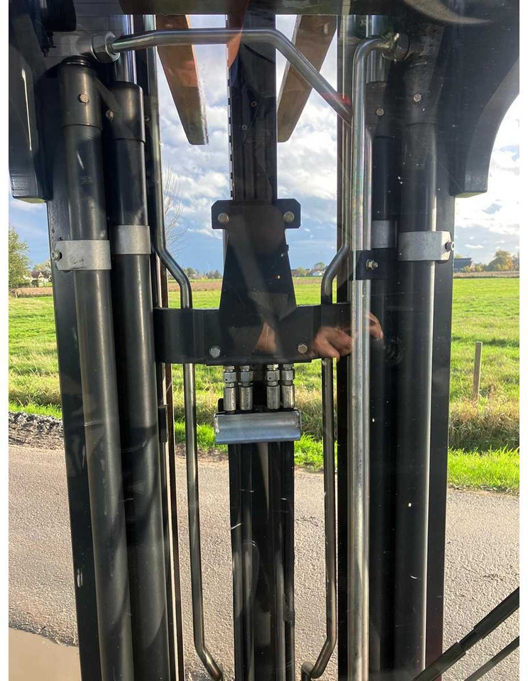 Carretilla elevadora LINDE H35T-02 FORKLIFT TRUCK 2018: foto 17 Carretilla elevadora LINDE H35T-02 FORKLIFT TRUCK 2018: foto 17