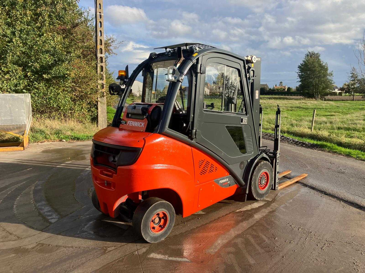 LINDE H35T-02 FORKLIFT TRUCK 2018 - Carretilla elevadora: foto 5 LINDE H35T-02 FORKLIFT TRUCK 2018 - Carretilla elevadora: foto 5