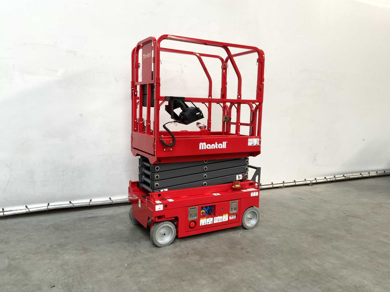 MANTALL - XE-60 MINI - SCISSOR LIFT AERIAL PLATFORM 6.4M - Plataforma elevadora: foto 4 MANTALL - XE-60 MINI - SCISSOR LIFT AERIAL PLATFORM 6.4M - Plataforma elevadora: foto 4