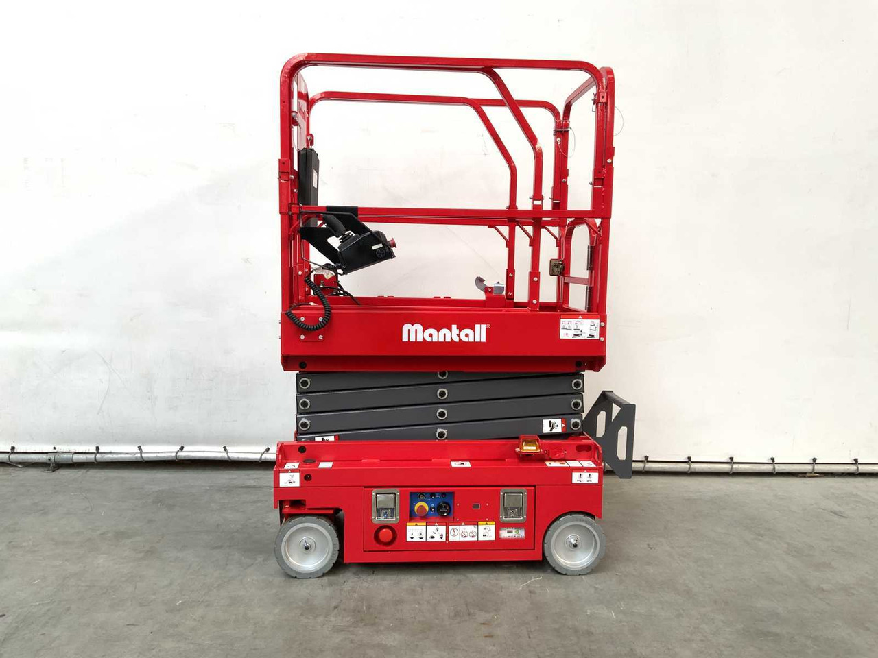 MANTALL - XE-60 MINI - SCISSOR LIFT AERIAL PLATFORM 6.4M - Plataforma elevadora: foto 1 MANTALL - XE-60 MINI - SCISSOR LIFT AERIAL PLATFORM 6.4M - Plataforma elevadora: foto 1