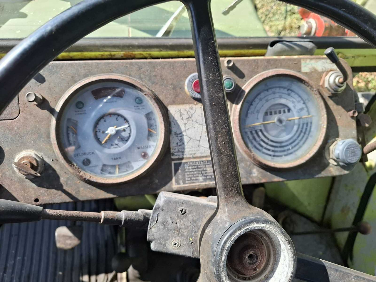 MB (MERCEDES BENZ) - TRAC 65/70 - ALL-WHEEL DRIVE FARM TRACTOR - Tractor: foto 3 MB (MERCEDES BENZ) - TRAC 65/70 - ALL-WHEEL DRIVE FARM TRACTOR - Tractor: foto 3