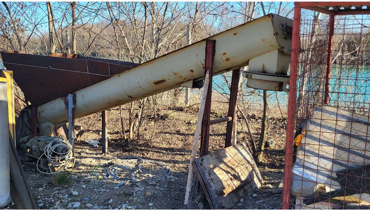 MEZ/MOHELNICE - Cribadora: foto 1 MEZ/MOHELNICE - Cribadora: foto 1
