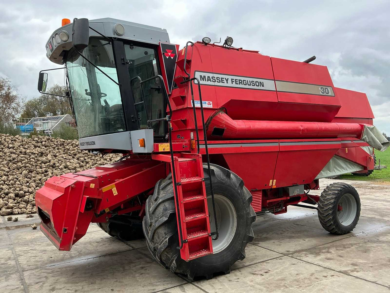 Massey ferguson MF30 - Cosechadora de granos: foto 5 Massey ferguson MF30 - Cosechadora de granos: foto 5