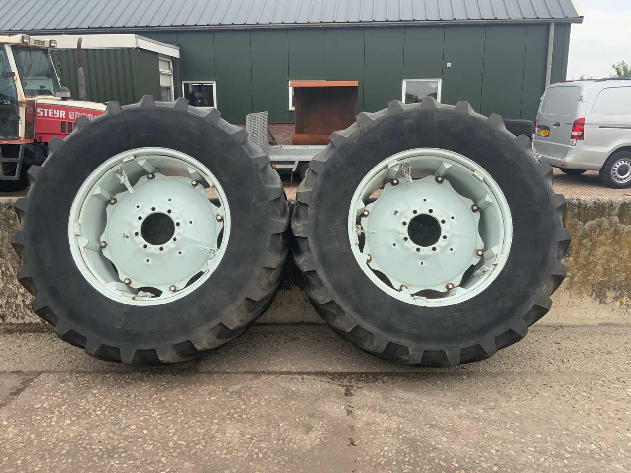 Michelin XM108 - Neumáticos y llantas para Tractor: foto 1 Michelin XM108 - Neumáticos y llantas para Tractor: foto 1