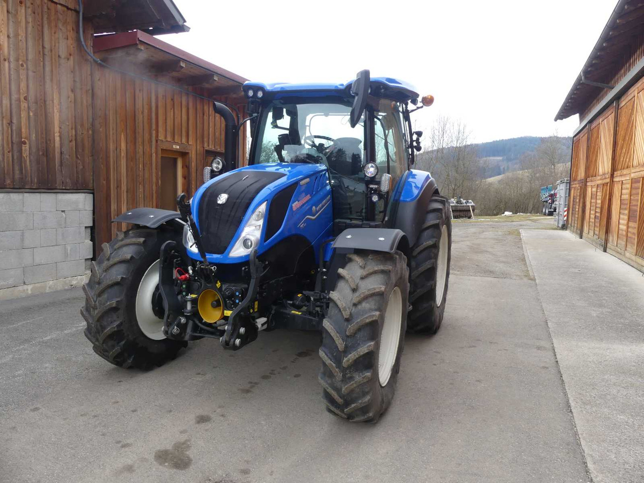 NEW HOLLAND T5.110 DC - Tractor: foto 2 NEW HOLLAND T5.110 DC - Tractor: foto 2