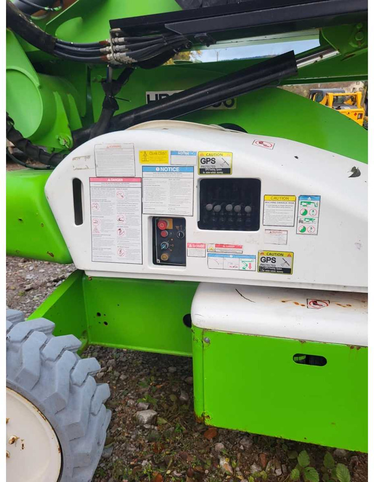 NIFTYLIFT - 2008 - HR21 - AERIAL WORK PLATFORM - Plataforma elevadora: foto 3 NIFTYLIFT - 2008 - HR21 - AERIAL WORK PLATFORM - Plataforma elevadora: foto 3