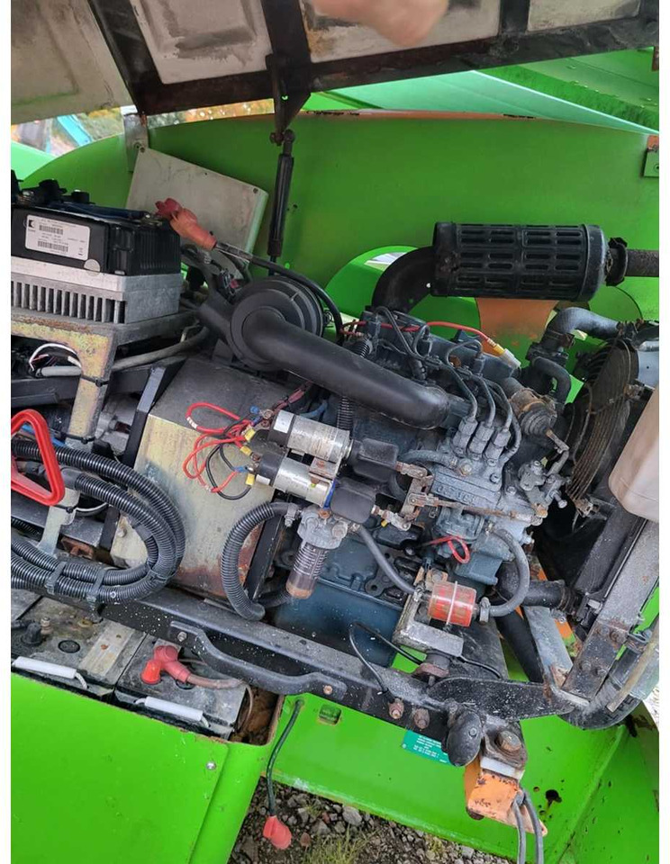 NIFTYLIFT - 2008 - HR21 - AERIAL WORK PLATFORM - Plataforma elevadora: foto 4 NIFTYLIFT - 2008 - HR21 - AERIAL WORK PLATFORM - Plataforma elevadora: foto 4