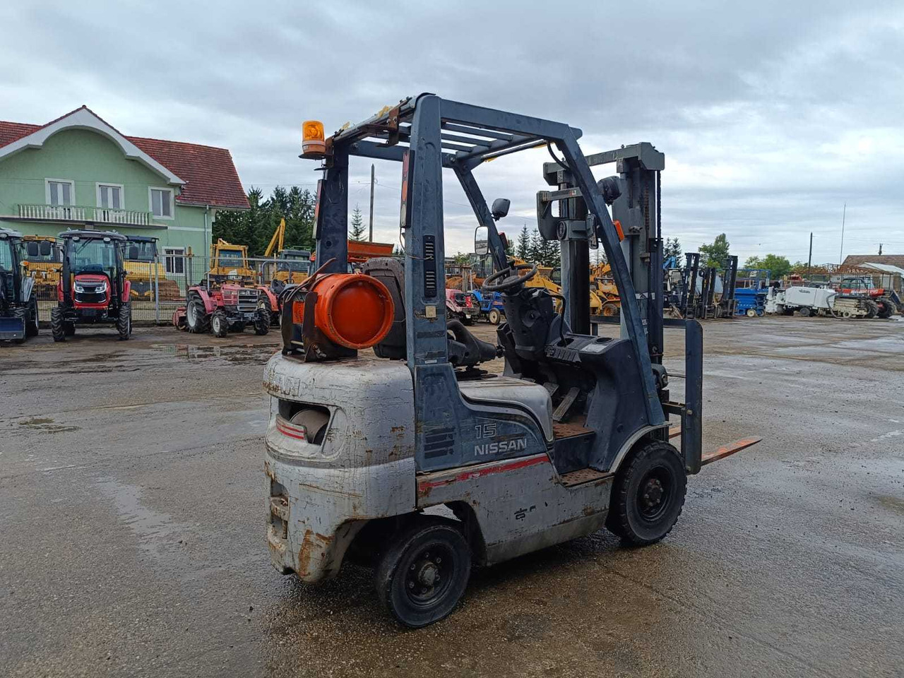 NISSAN - L01A15W - FORKLIFT TRUCKS - 2000 - Carretilla elevadora: foto 5 NISSAN - L01A15W - FORKLIFT TRUCKS - 2000 - Carretilla elevadora: foto 5