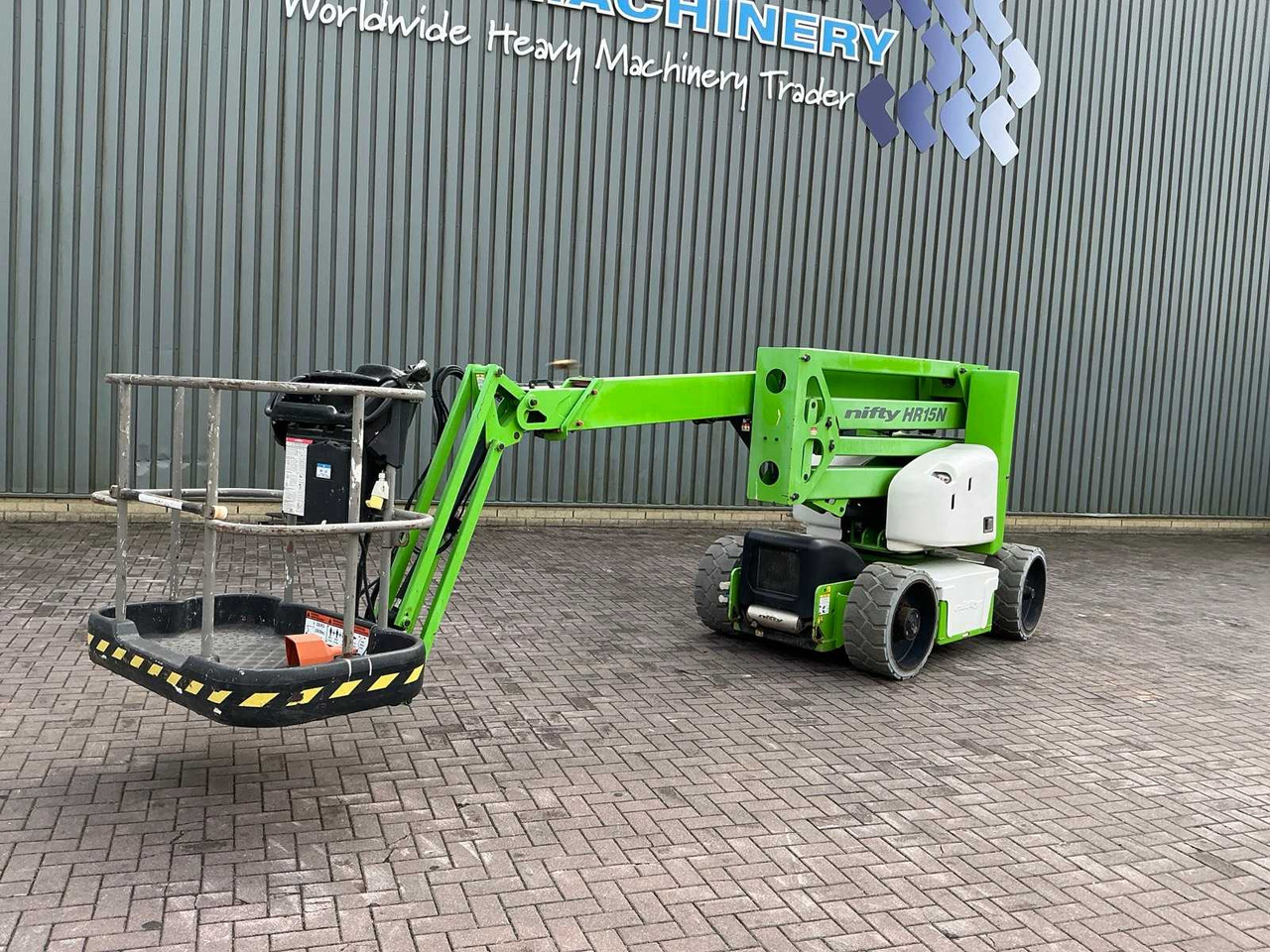 Nifty HR15N Hybrid MK3 - Plataforma elevadora: foto 2 Nifty HR15N Hybrid MK3 - Plataforma elevadora: foto 2