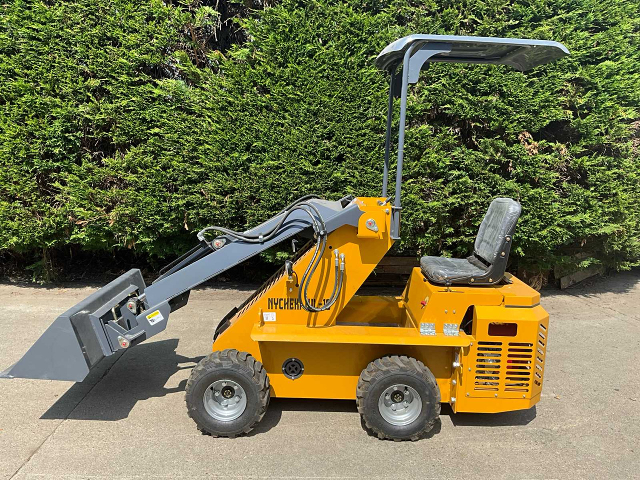 Nycheki WL-10  - Miniexcavadora: foto 2 Nycheki WL-10  - Miniexcavadora: foto 2