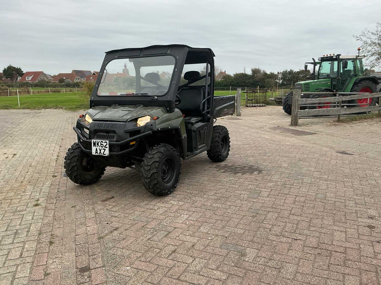 Polaris ATV/VTT - Tractor municipal: foto 3 Polaris ATV/VTT - Tractor municipal: foto 3