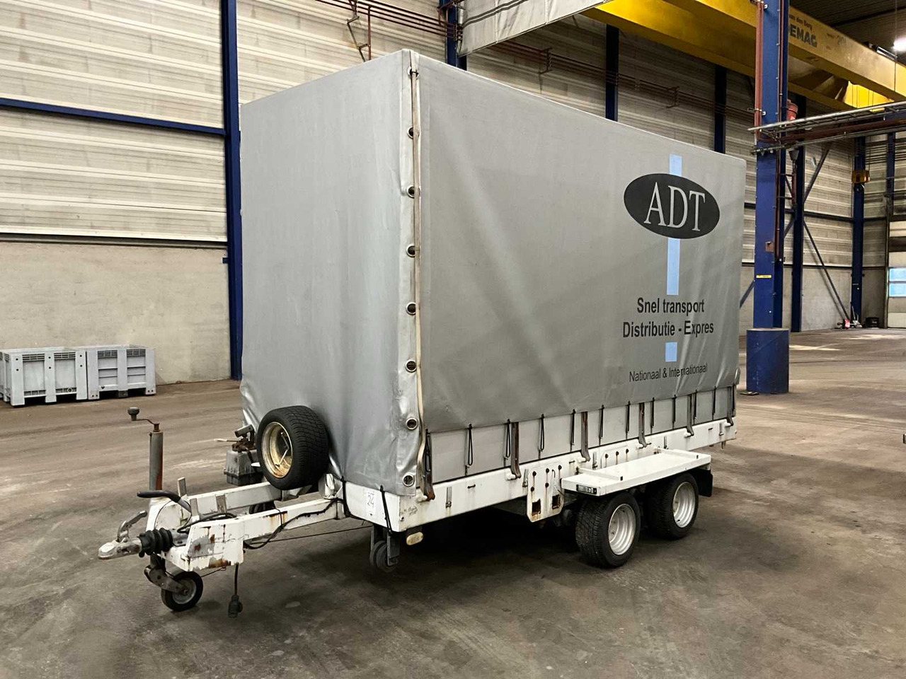 2008 STOCKX A2702 COVERED TRAILER - Remolque: foto 1 2008 STOCKX A2702 COVERED TRAILER - Remolque: foto 1