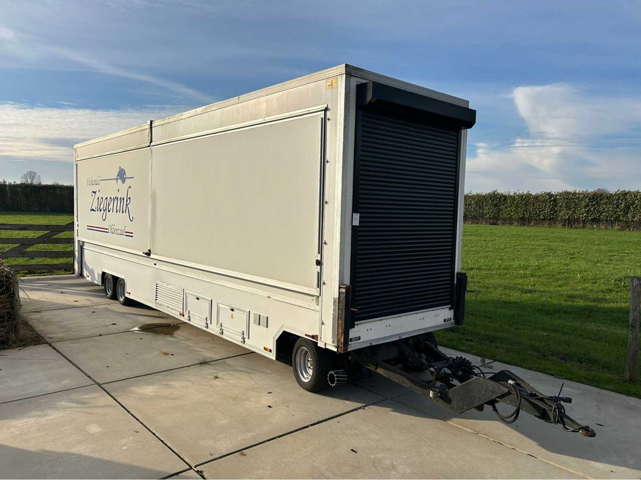 2009 COOPER KD5403 SALES TRUCK TRAILER - Remolque: foto 1 2009 COOPER KD5403 SALES TRUCK TRAILER - Remolque: foto 1