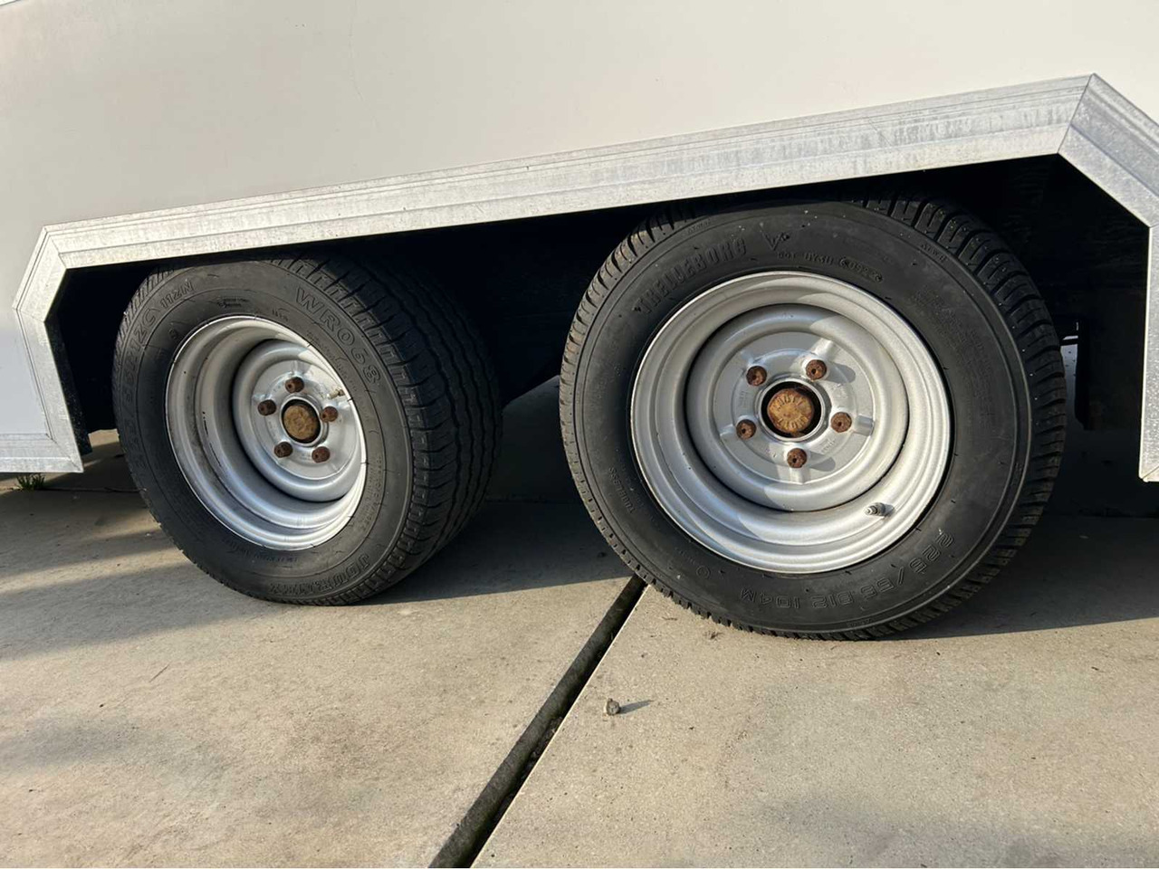 2009 COOPER KD5403 SALES TRUCK TRAILER - Remolque: foto 4 2009 COOPER KD5403 SALES TRUCK TRAILER - Remolque: foto 4